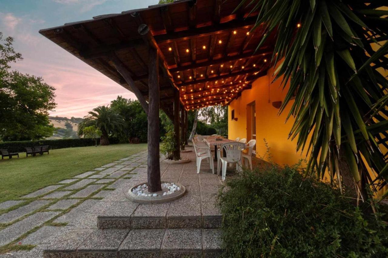 La Meriggia Agriturismo- Ampio Appartamento Con Terrazza Esclusiva 안코나 외부 사진